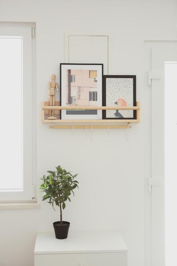 Apartment On The Sunny Side 코츌라 외부 사진