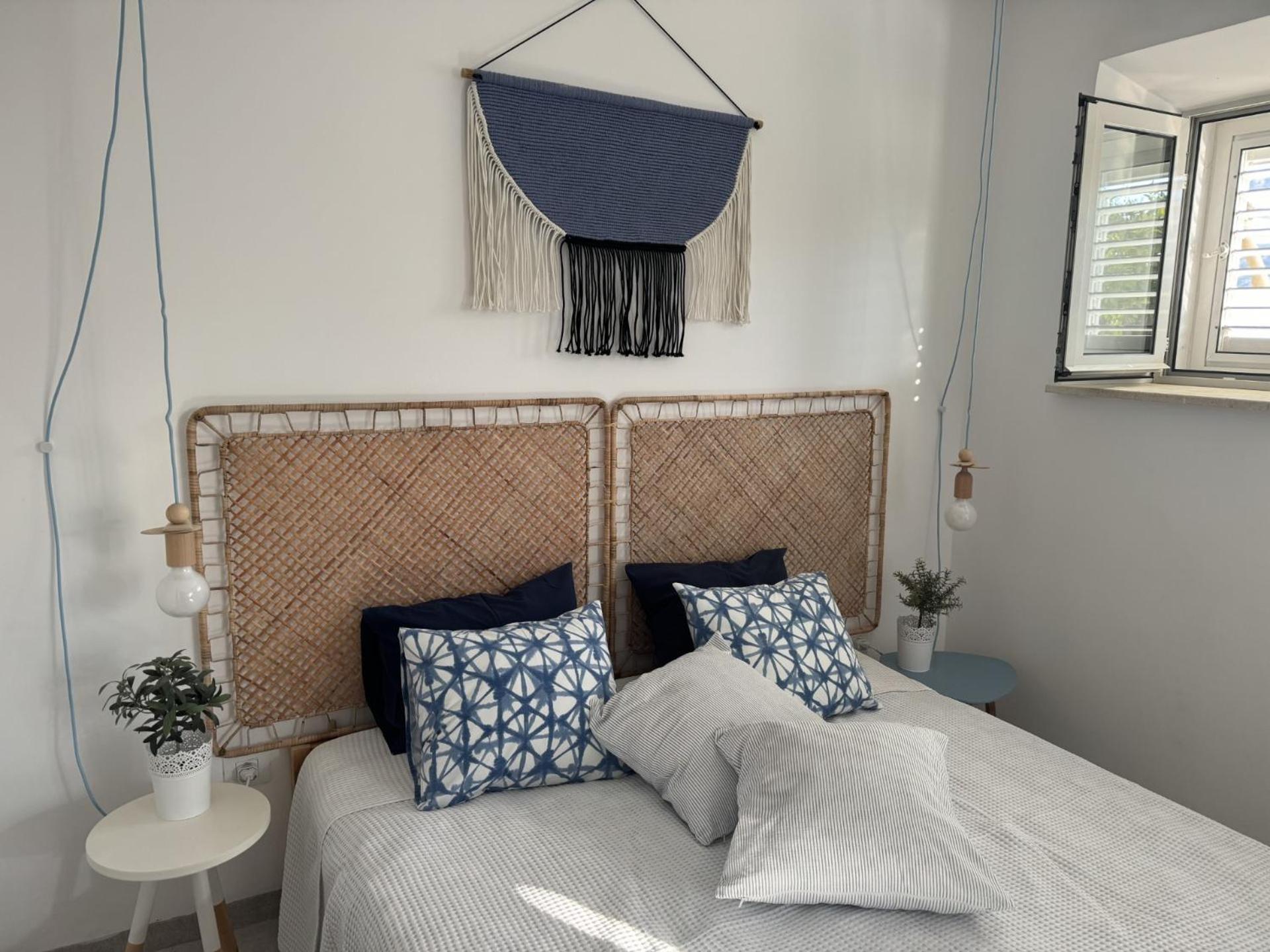 Apartment On The Sunny Side 코츌라 외부 사진