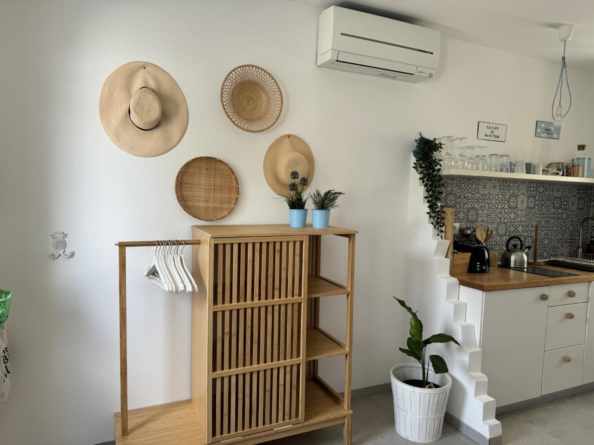 Apartment On The Sunny Side 코츌라 외부 사진